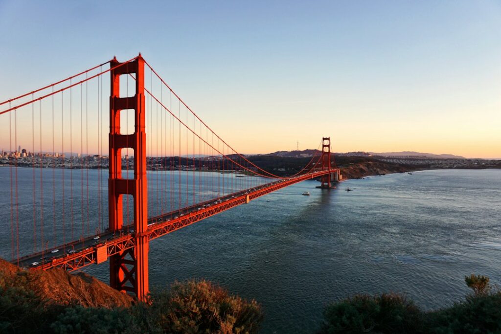 Golden Gate Bridge in San Francisco, California. Photo Joonyeop Baek / Unsplash; illustrative county guide cover.