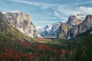 Yosemite Valley landscape; illustrative photograph, not an image of a YARTS vehicle or live road conditions